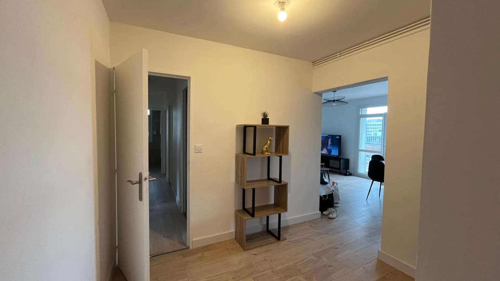 Apartment Skyview Appartement 4 Chambres Valence  France