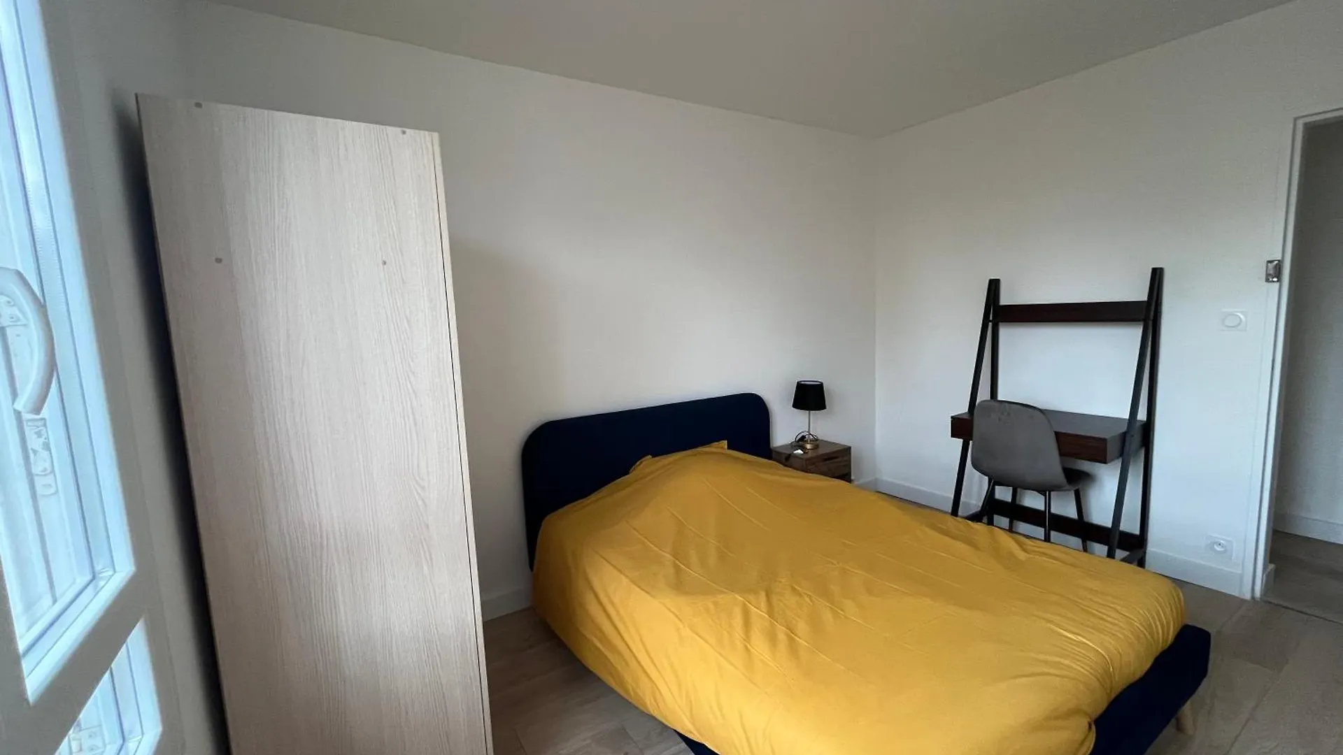 Skyview Appartement 4 Chambres Valence  0*, Valence (Drome) France